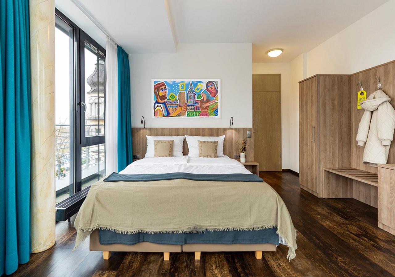Koncept Hotel Benedikt ジークブルク エクステリア 写真