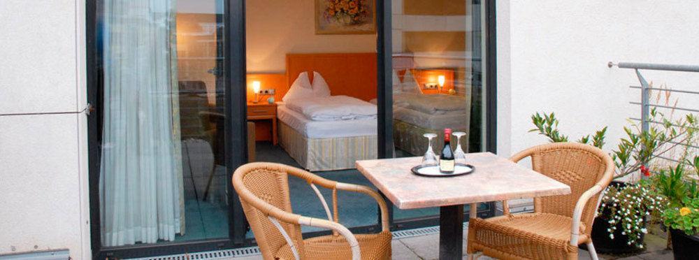 Koncept Hotel Benedikt ジークブルク エクステリア 写真